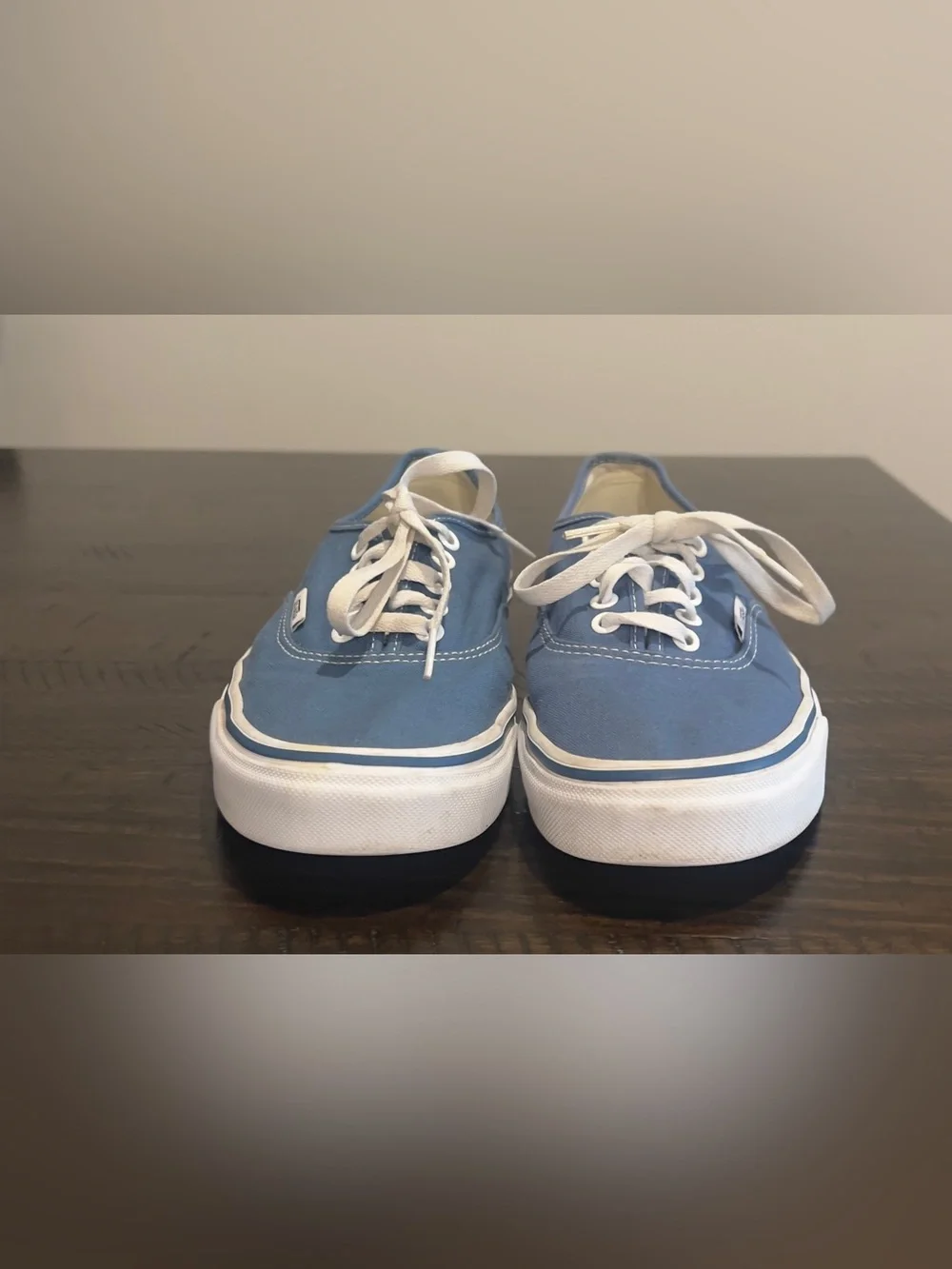 Vans- Women’s Sz 8 Light Blue Canvas Low-Top Sneakers. Unisex Men’s Sz 6.5